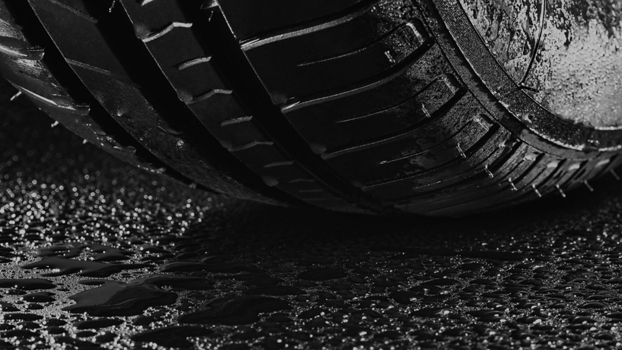 que-es-aquaplaning