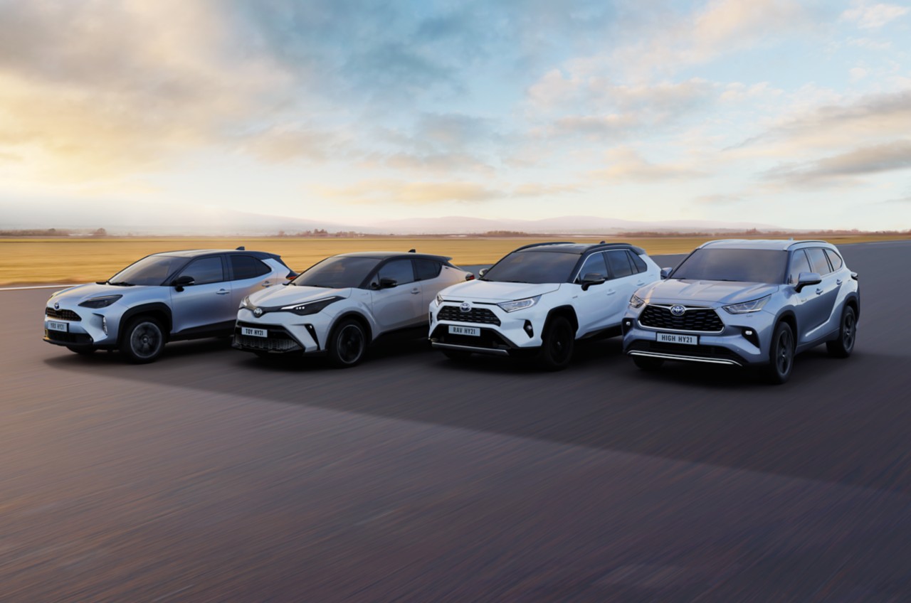 TOY_DES_EL_2021_HUB_BRAND_ATT_IMG_KV_SUV_Range_2_crop-2