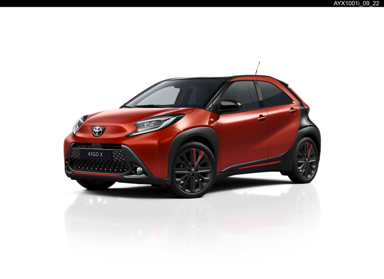 Aygo X spotlights