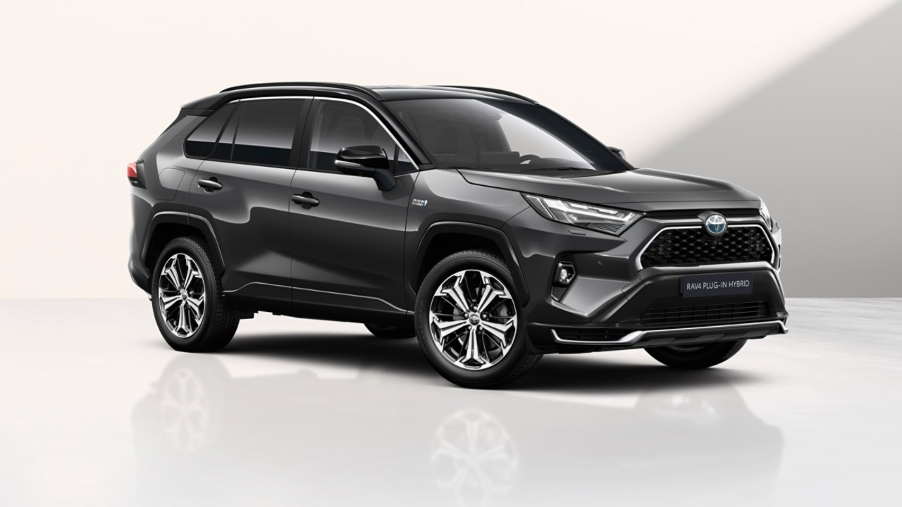 toyota-RAV4-Plugin-2023-exterior-tme-001-a-1600x900px-1